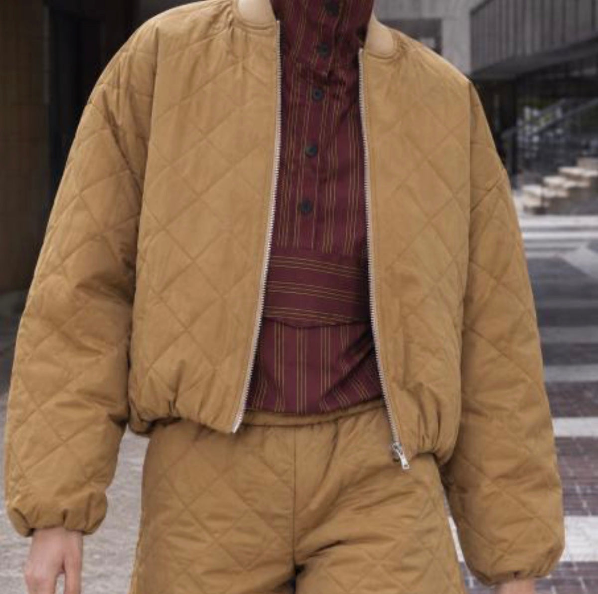 BOMBER LUMINA