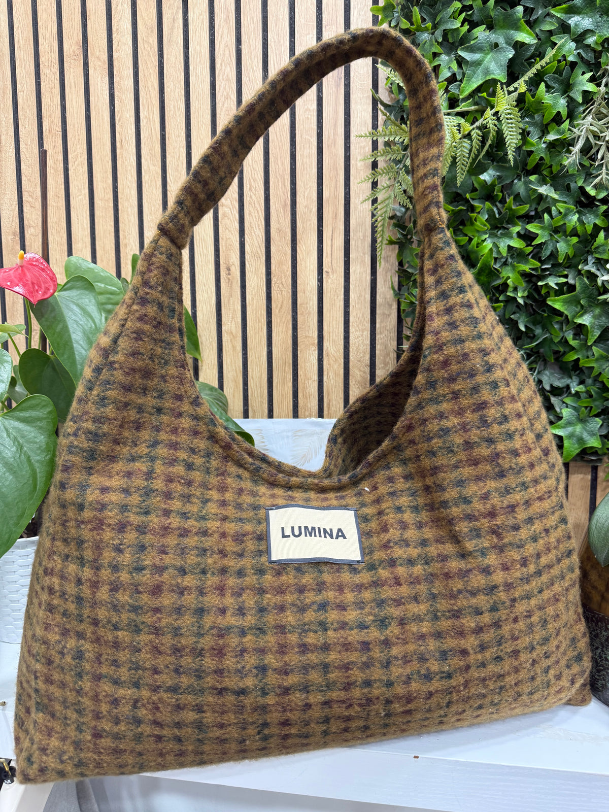 BORSA LUMINA