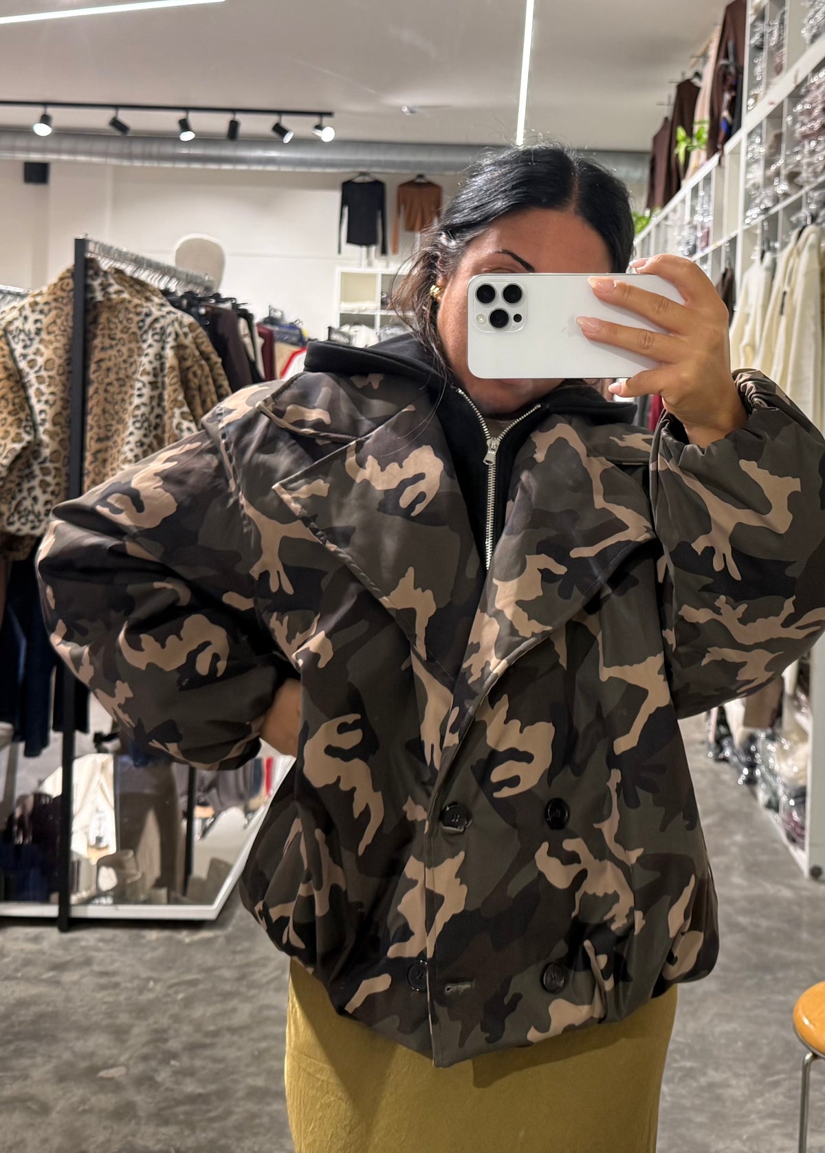 BOMBER LUMINA