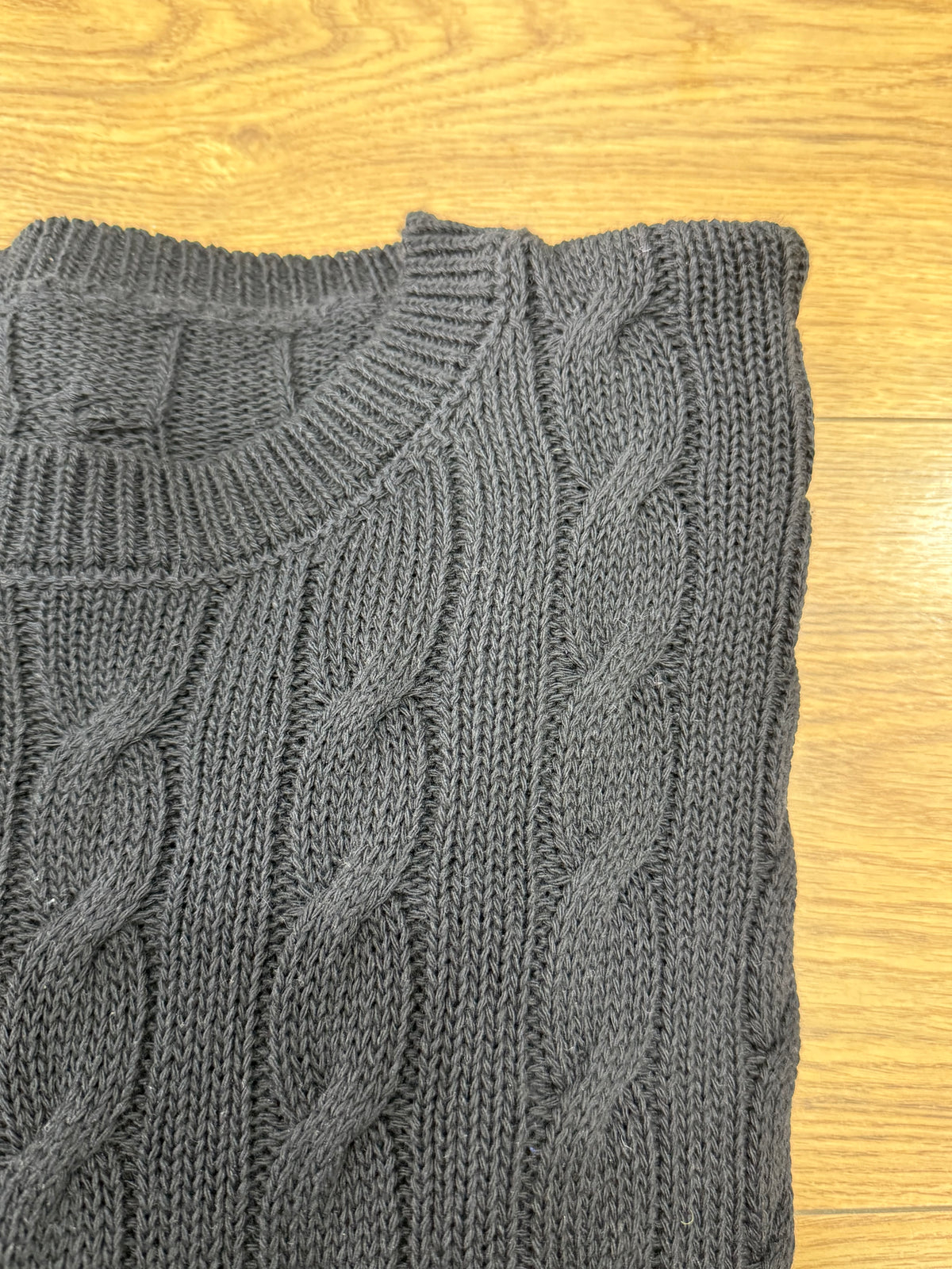 Maglione intrecciato